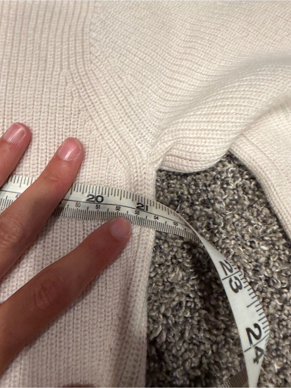 Lululemon Merino Wool-Blend Ribbed Crewneck Sweater white opal size 6 EUC - Picture 4 of 5